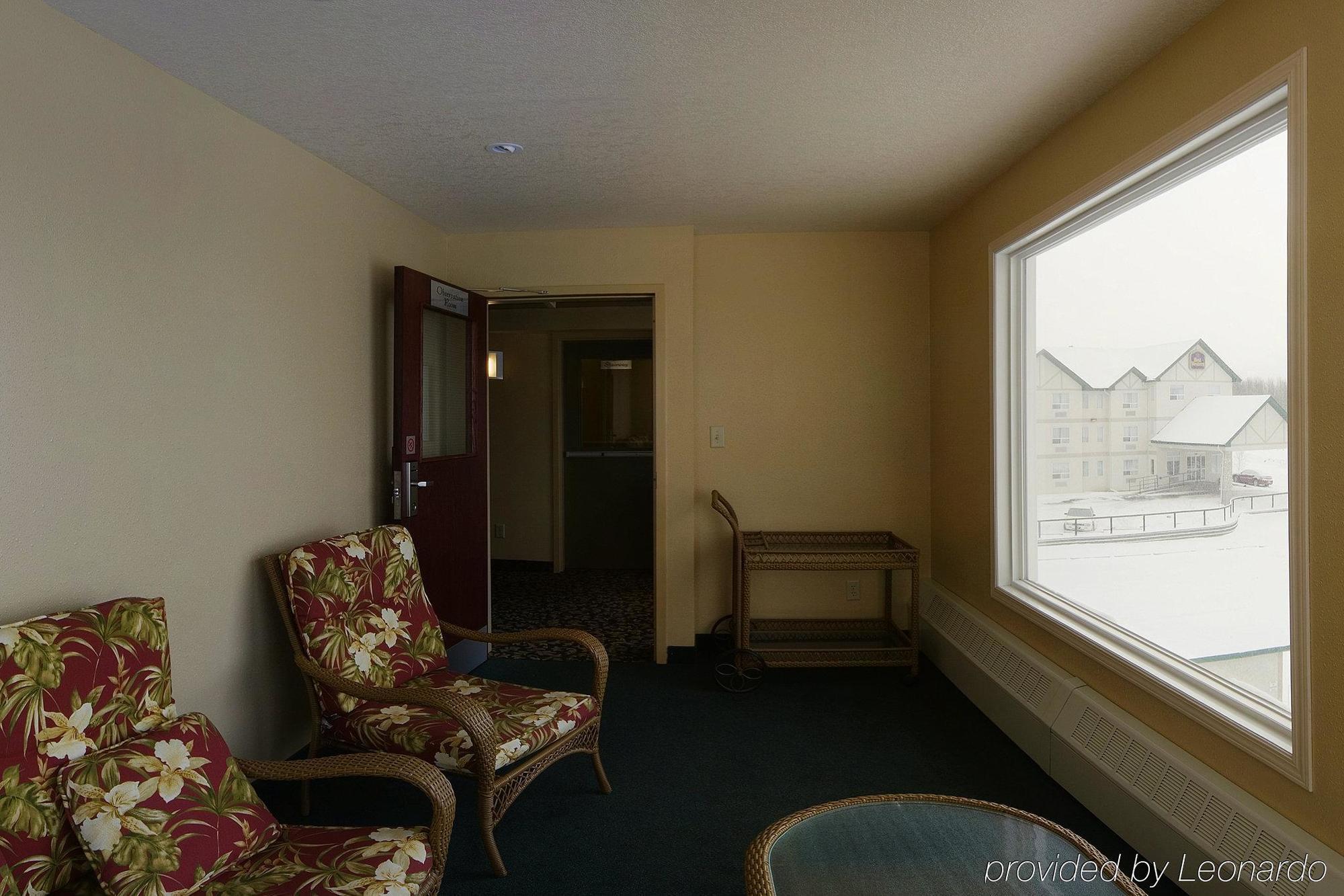 Grande Cache Inn & Suites Interior photo